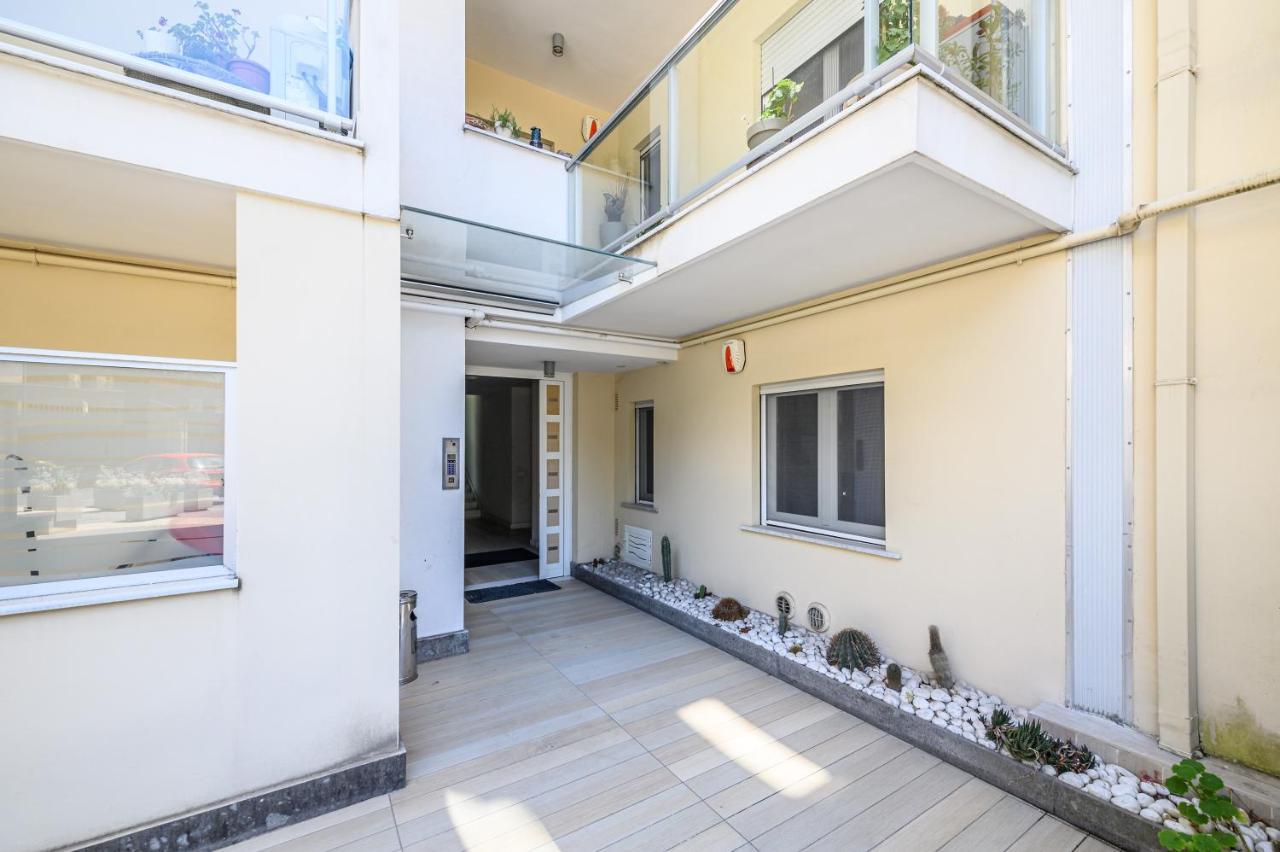 Viale Dei Colli Aminei 10 Appartamento Napoli