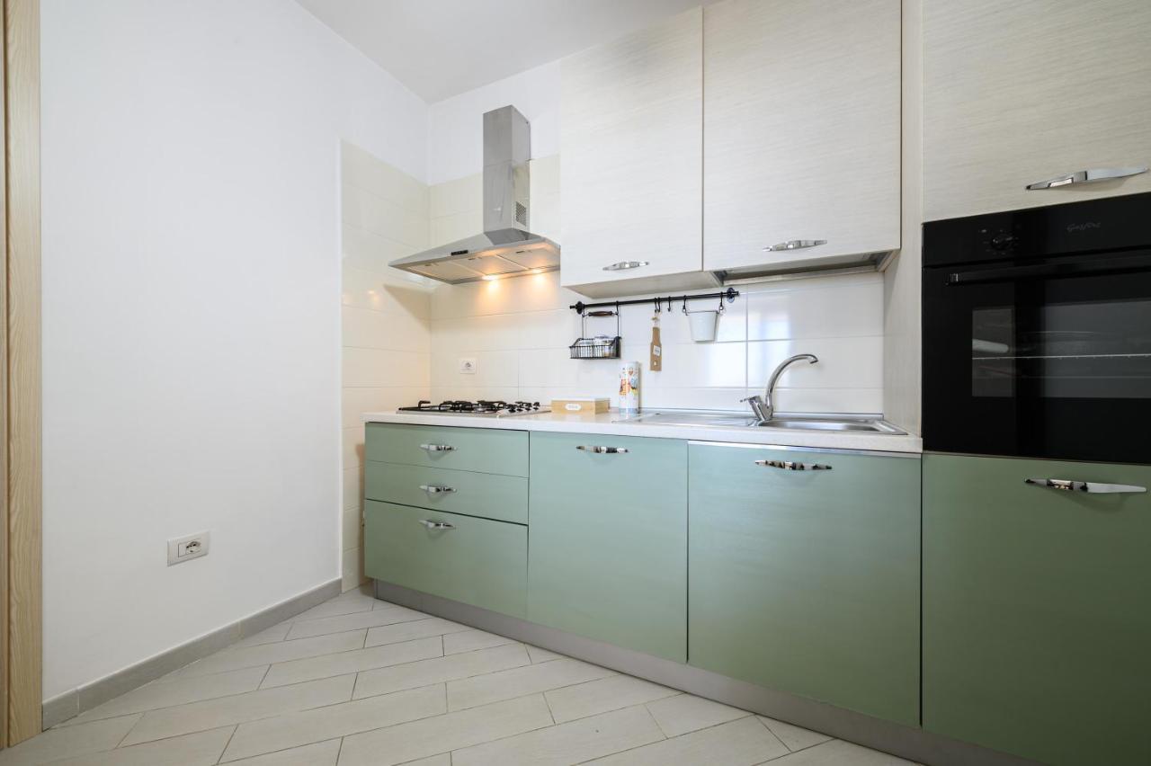 Appartamento Viale Dei Colli Aminei 10 Napoli